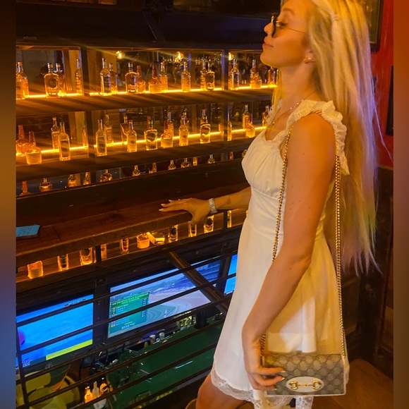 White mini dress lace detail reformation style - Picture 8 of 9